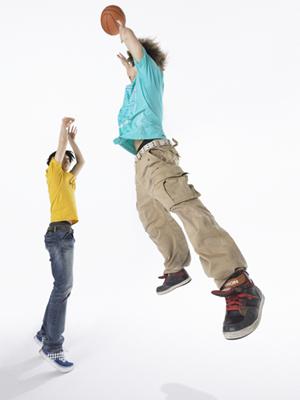 家族旅行を楽しみながら金箔体験が出来る